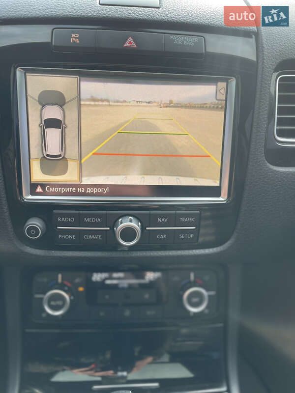 Внедорожник / Кроссовер Volkswagen Touareg 2010 в Виннице