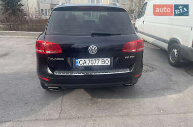 Внедорожник / Кроссовер Volkswagen Touareg 2012 в 