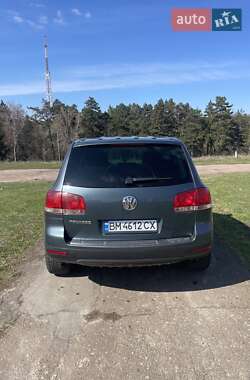 Внедорожник / Кроссовер Volkswagen Touareg 2004 в 