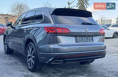 Внедорожник / Кроссовер Volkswagen Touareg 2022 в 