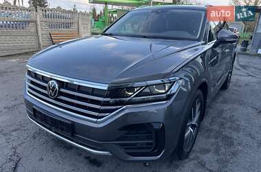 Внедорожник / Кроссовер Volkswagen Touareg 2022 в 
