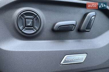Внедорожник / Кроссовер Volkswagen Touareg 2022 в 
