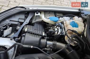 Внедорожник / Кроссовер Volkswagen Touareg 2014 в 
