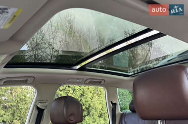 Внедорожник / Кроссовер Volkswagen Touareg 2012 в 