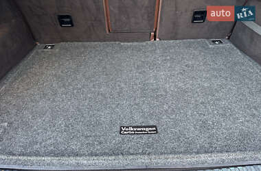 Внедорожник / Кроссовер Volkswagen Touareg 2012 в 