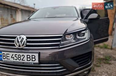 Внедорожник / Кроссовер Volkswagen Touareg 2016 в 
