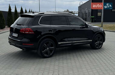 Внедорожник / Кроссовер Volkswagen Touareg 2013 в 