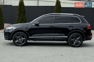 Внедорожник / Кроссовер Volkswagen Touareg 2013 в 