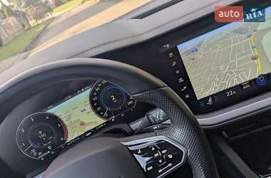 Позашляховик / Кросовер Volkswagen Touareg 2021 в  фото 4 Позашляховик / Кросовер Volkswagen Touareg 2021 в