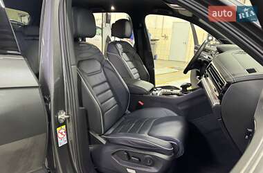 Внедорожник / Кроссовер Volkswagen Touareg 2023 в 