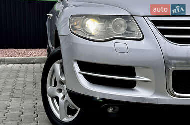 Позашляховик / Кросовер Volkswagen Touareg 2008 в 