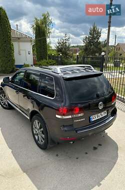 Внедорожник / Кроссовер Volkswagen Touareg 2007 в 