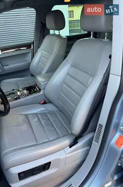 Внедорожник / Кроссовер Volkswagen Touareg 2007 в 
