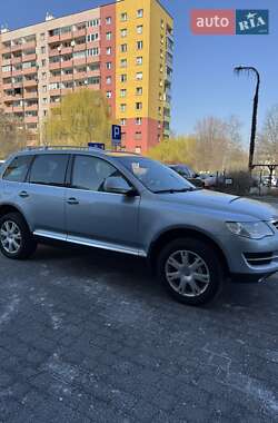 Внедорожник / Кроссовер Volkswagen Touareg 2007 в 