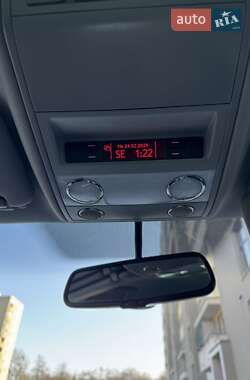 Внедорожник / Кроссовер Volkswagen Touareg 2007 в 