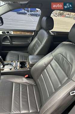 Внедорожник / Кроссовер Volkswagen Touareg 2008 в 
