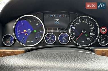 Внедорожник / Кроссовер Volkswagen Touareg 2008 в 