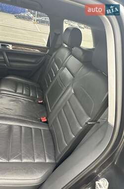 Внедорожник / Кроссовер Volkswagen Touareg 2008 в 