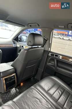 Внедорожник / Кроссовер Volkswagen Touareg 2008 в 