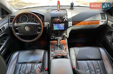 Внедорожник / Кроссовер Volkswagen Touareg 2008 в 