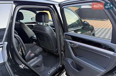 Позашляховик / Кросовер Volkswagen Touareg 2023 в 