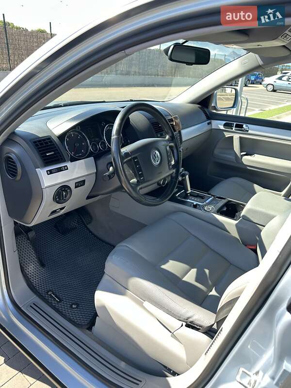 Внедорожник / Кроссовер Volkswagen Touareg 2006 в Киеве фото 29 Внедорожник / Кроссовер Volkswagen Touareg 2006 в Киеве