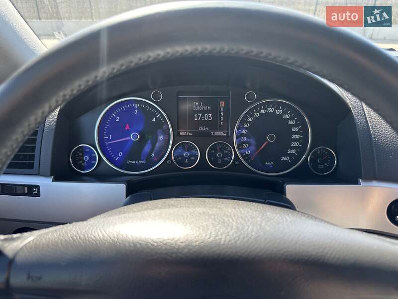 Внедорожник / Кроссовер Volkswagen Touareg 2006 в Киеве фото 31 Внедорожник / Кроссовер Volkswagen Touareg 2006 в Киеве