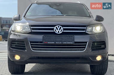 Внедорожник / Кроссовер Volkswagen Touareg 2012 в 