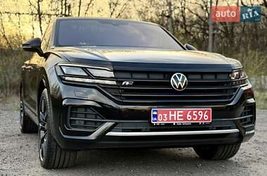 Внедорожник / Кроссовер Volkswagen Touareg 2021 в 