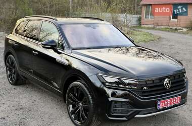 Внедорожник / Кроссовер Volkswagen Touareg 2021 в 