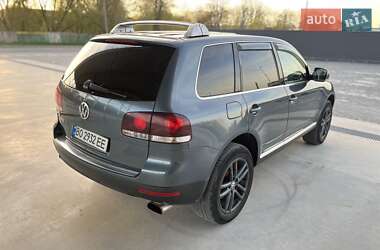 Позашляховик / Кросовер Volkswagen Touareg 2005 в 