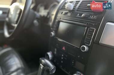 Позашляховик / Кросовер Volkswagen Touareg 2005 в 
