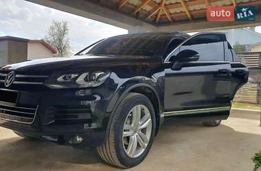 Внедорожник / Кроссовер Volkswagen Touareg 2011 в 