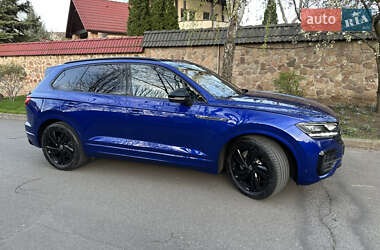 Внедорожник / Кроссовер Volkswagen Touareg 2021 в 