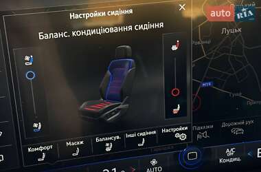 Внедорожник / Кроссовер Volkswagen Touareg 2018 в 