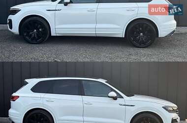 Внедорожник / Кроссовер Volkswagen Touareg 2018 в 