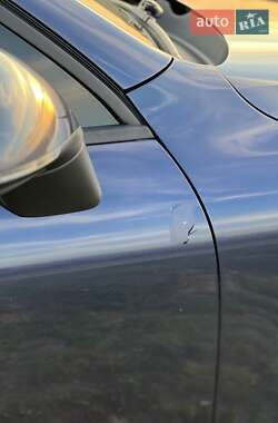 Внедорожник / Кроссовер Volkswagen Touareg 2012 в 