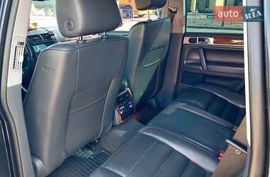 Внедорожник / Кроссовер Volkswagen Touareg 2006 в 