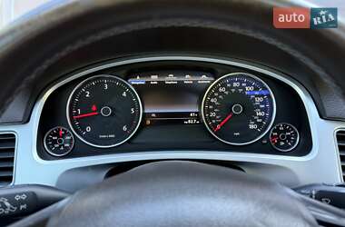 Внедорожник / Кроссовер Volkswagen Touareg 2016 в 