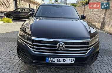 Позашляховик / Кросовер Volkswagen Touareg 2019 в 