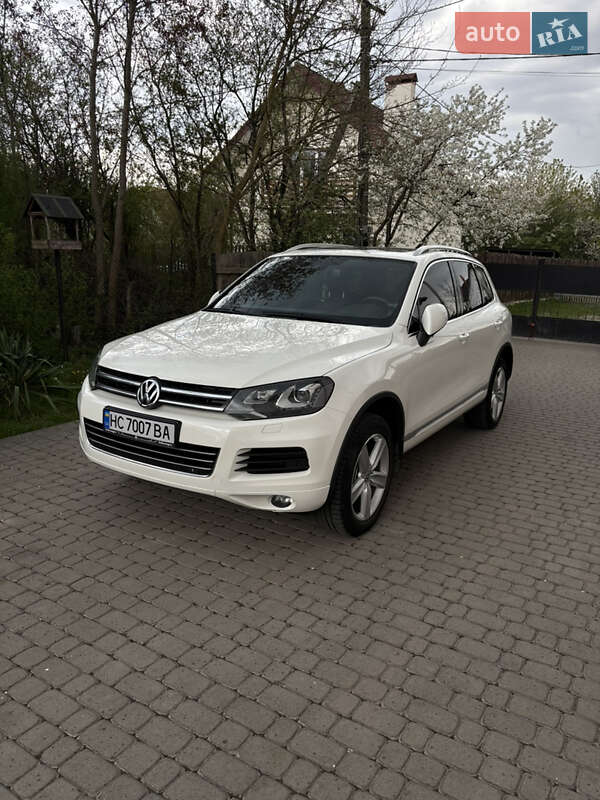 Позашляховик / Кросовер Volkswagen Touareg 2011 в Львові