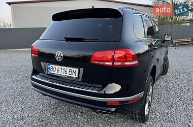 Внедорожник / Кроссовер Volkswagen Touareg 2015 в 