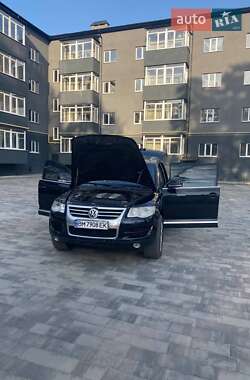 Внедорожник / Кроссовер Volkswagen Touareg 2007 в 
