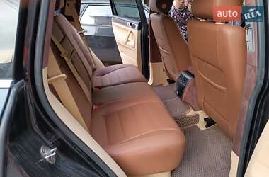 Позашляховик / Кросовер Volkswagen Touareg 2003 в 