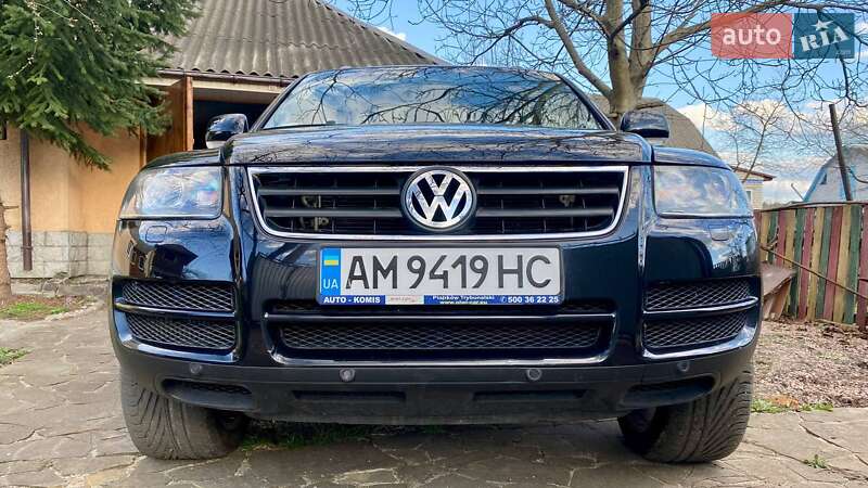 Внедорожник / Кроссовер Volkswagen Touareg 2006 в Житомире