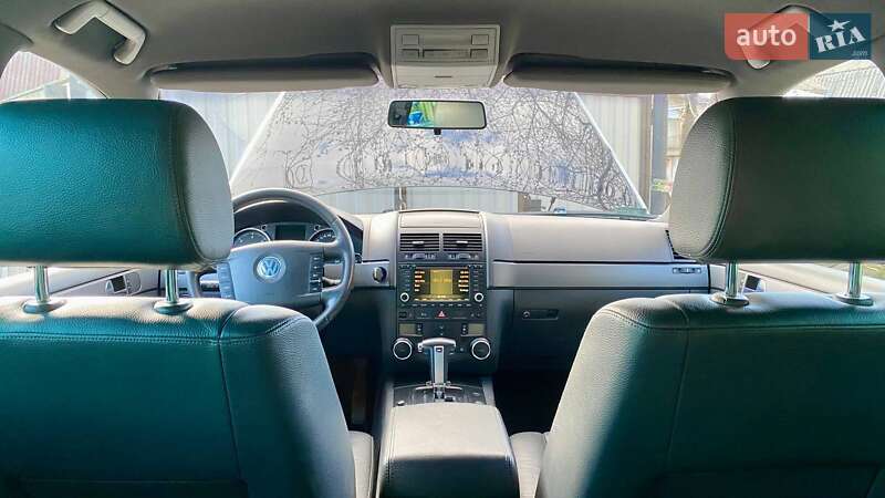 Внедорожник / Кроссовер Volkswagen Touareg 2006 в Житомире