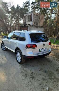 Внедорожник / Кроссовер Volkswagen Touareg 2008 в 