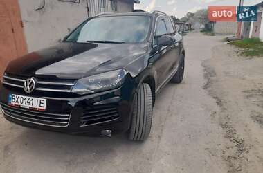 Внедорожник / Кроссовер Volkswagen Touareg 2014 в 