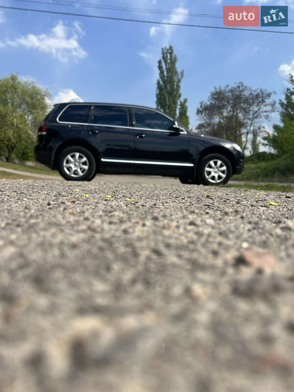 Позашляховик / Кросовер Volkswagen Touareg 2010 в Кременчуці