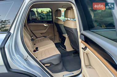 Позашляховик / Кросовер Volkswagen Touareg 2018 в 